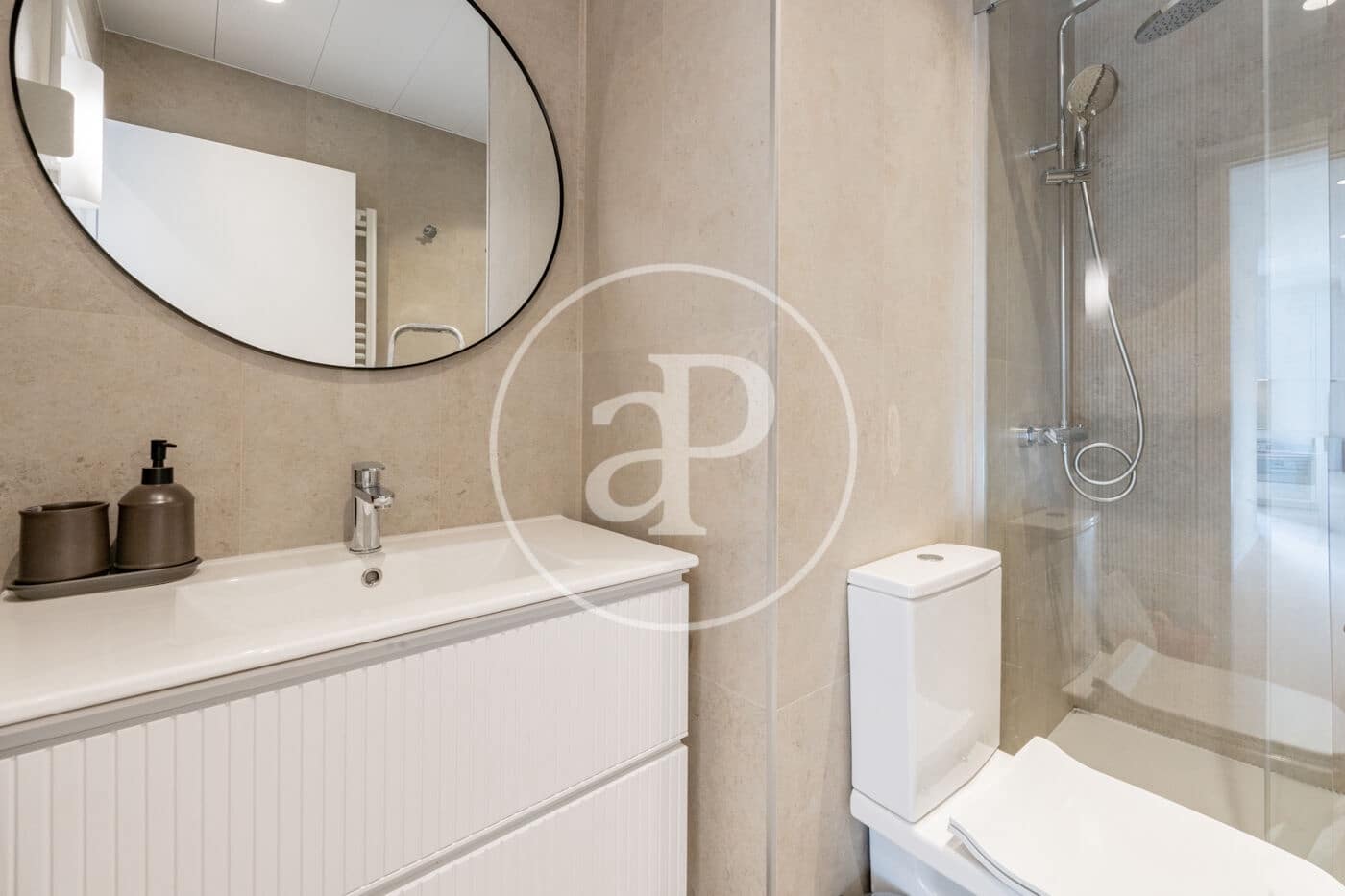 2 bedroom Apartment for rent in Madrid city - € 1,975 (Ref: 9508885)