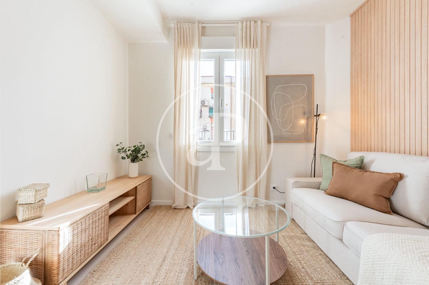 3 bedroom Apartment for rent in Madrid city - € 2,300 (Ref: 9508886)