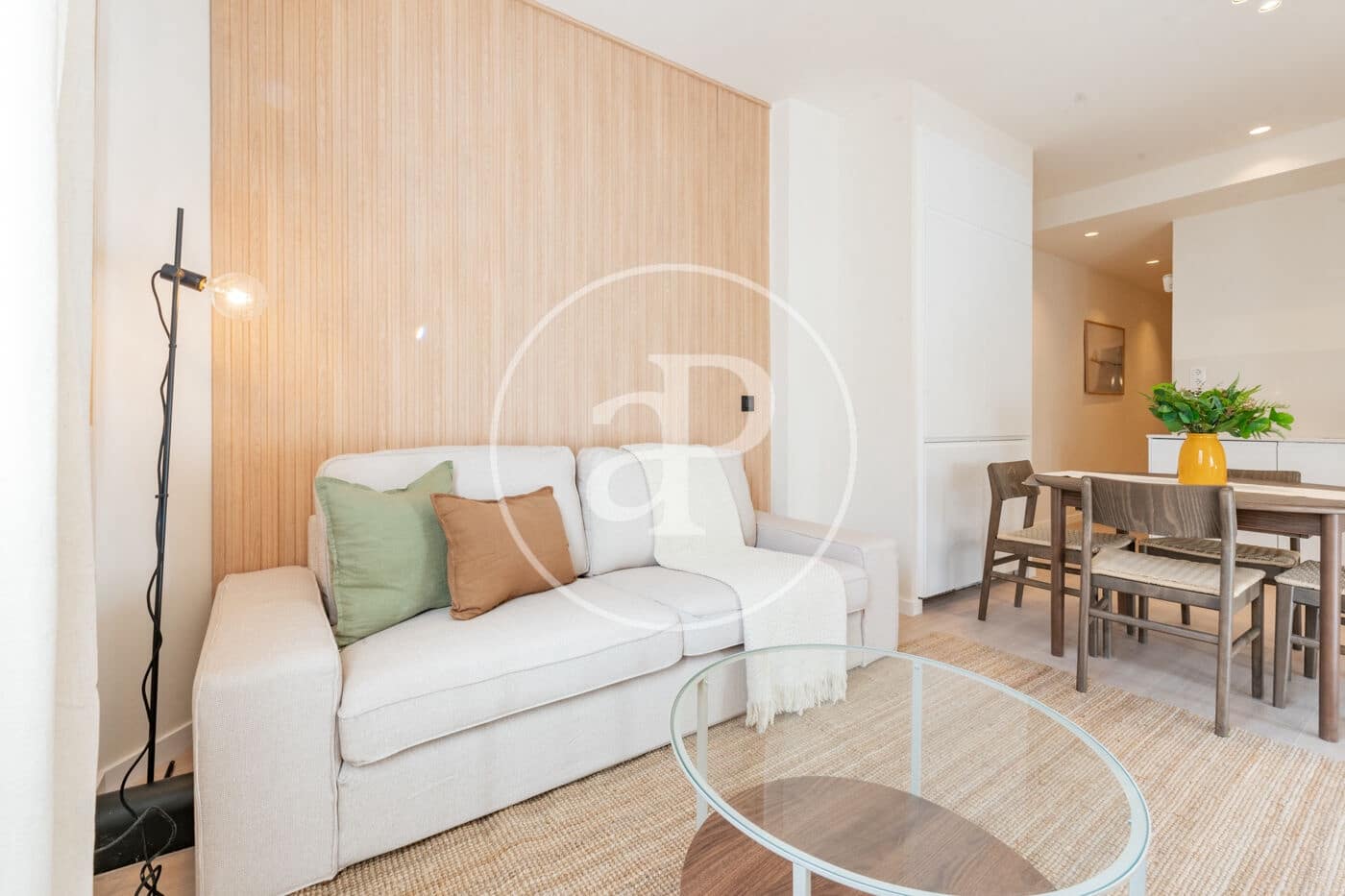 3 bedroom Apartment for rent in Madrid city - € 2,300 (Ref: 9508886)