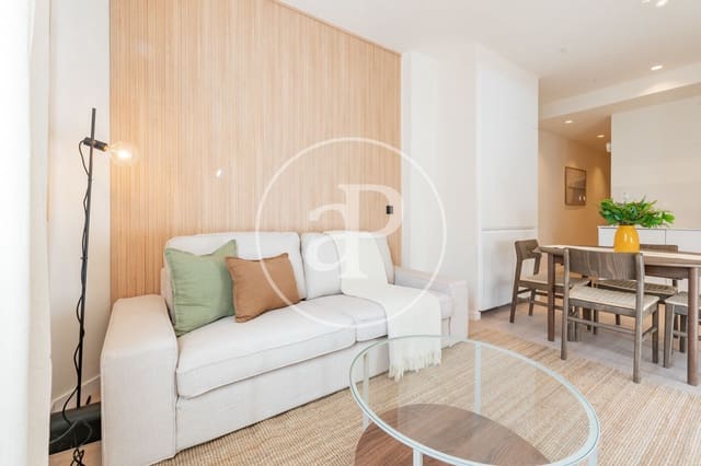 3 bedroom Apartment for rent in Delicias, Madrid city - € 2,300 (Ref: 9508886)