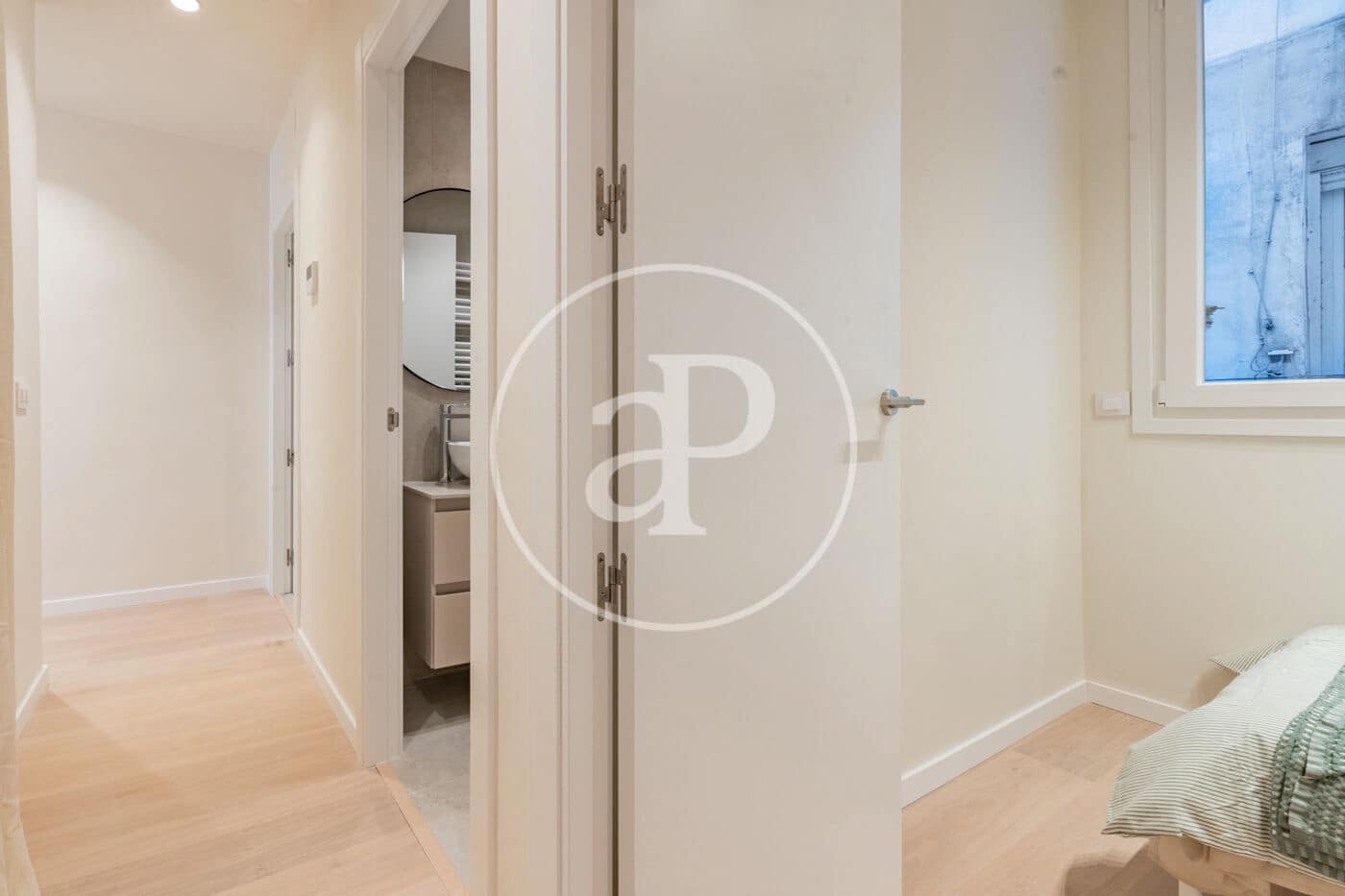 3 bedroom Apartment for rent in Madrid city - € 2,300 (Ref: 9508886)