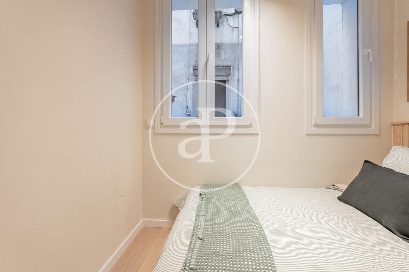 3 bedroom Apartment for rent in Madrid city - € 2,300 (Ref: 9508886)