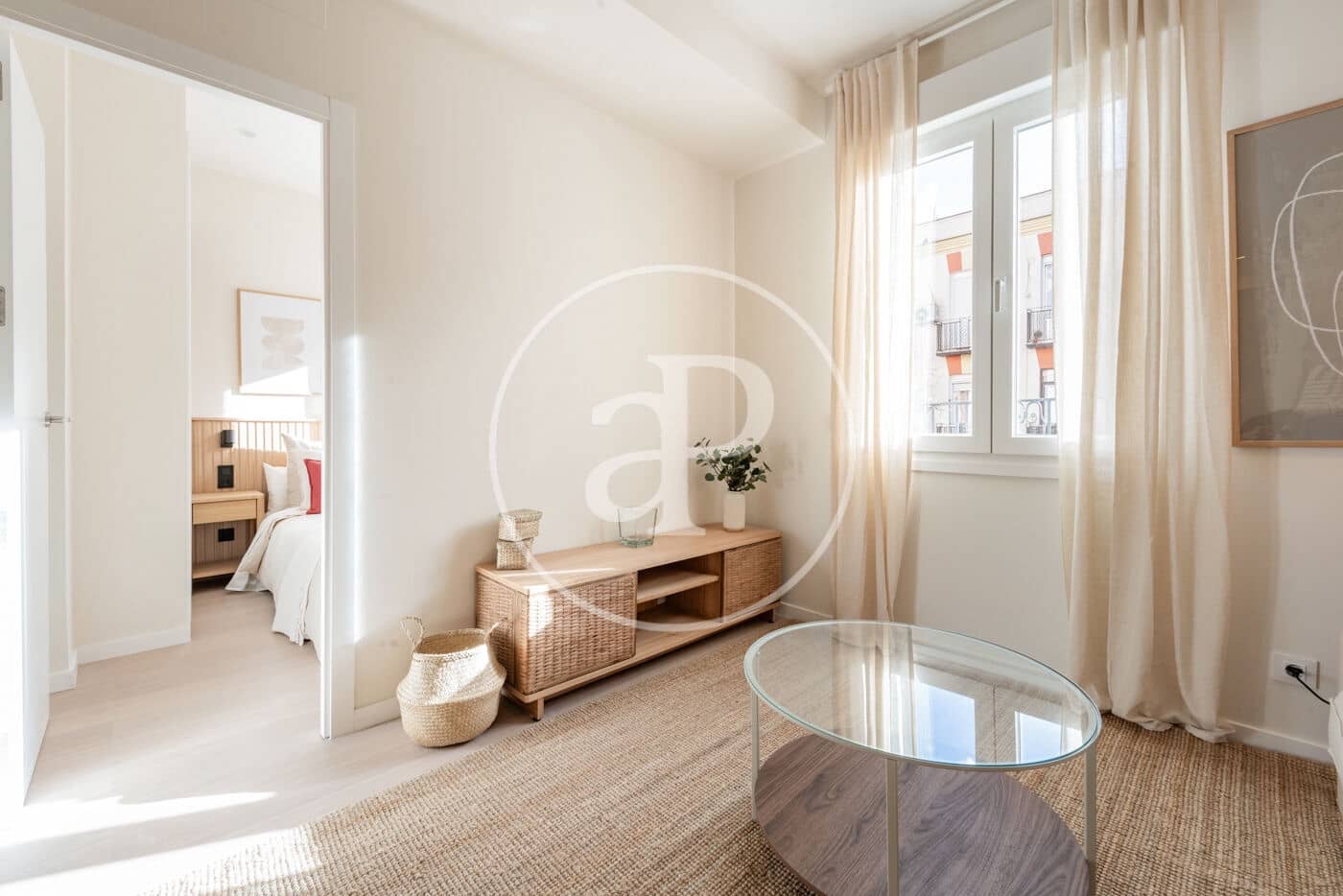 3 bedroom Apartment for rent in Madrid city - € 2,300 (Ref: 9508886)