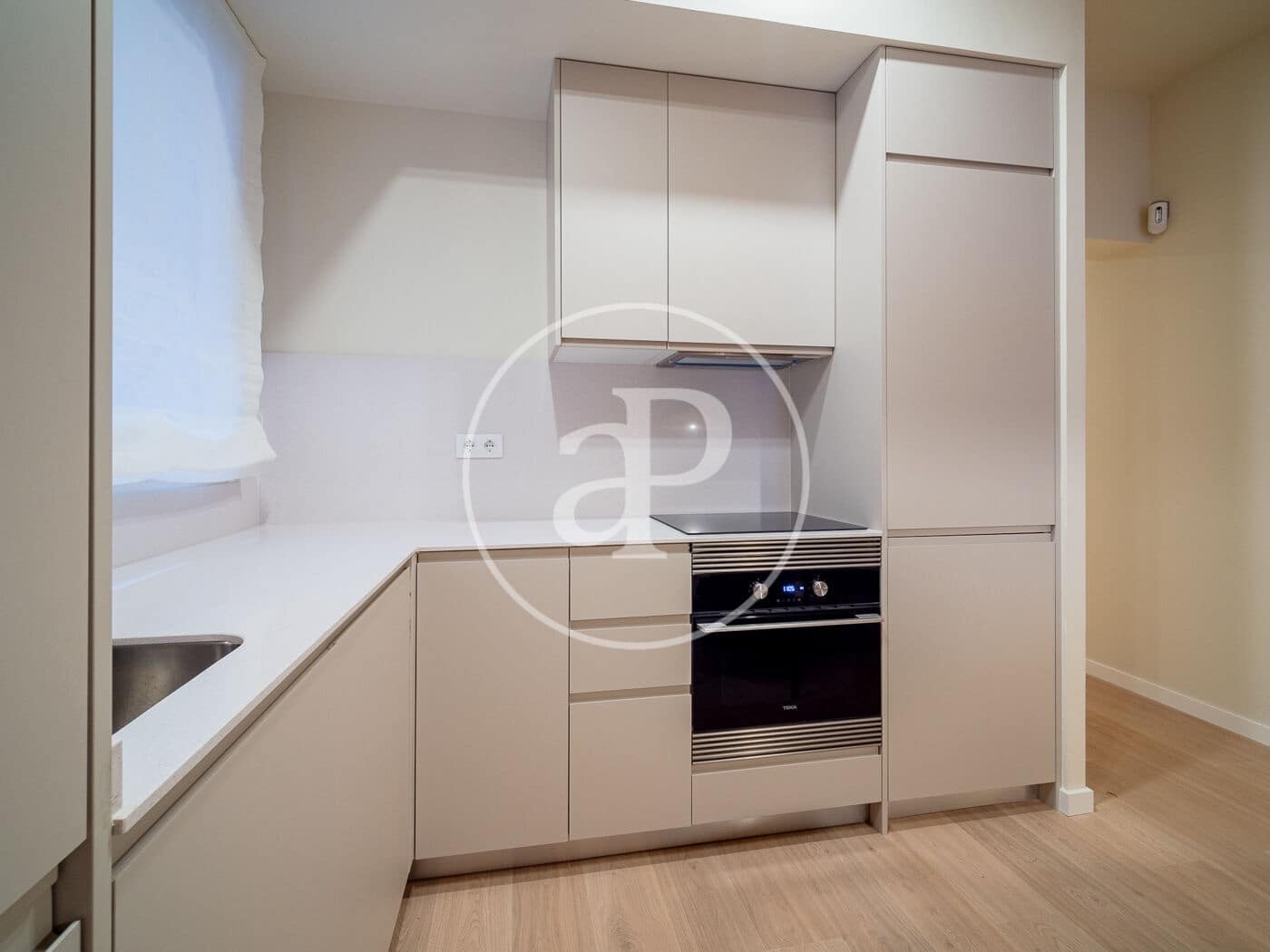 3 bedroom Apartment for rent in Madrid city - € 2,500 (Ref: 9508891)