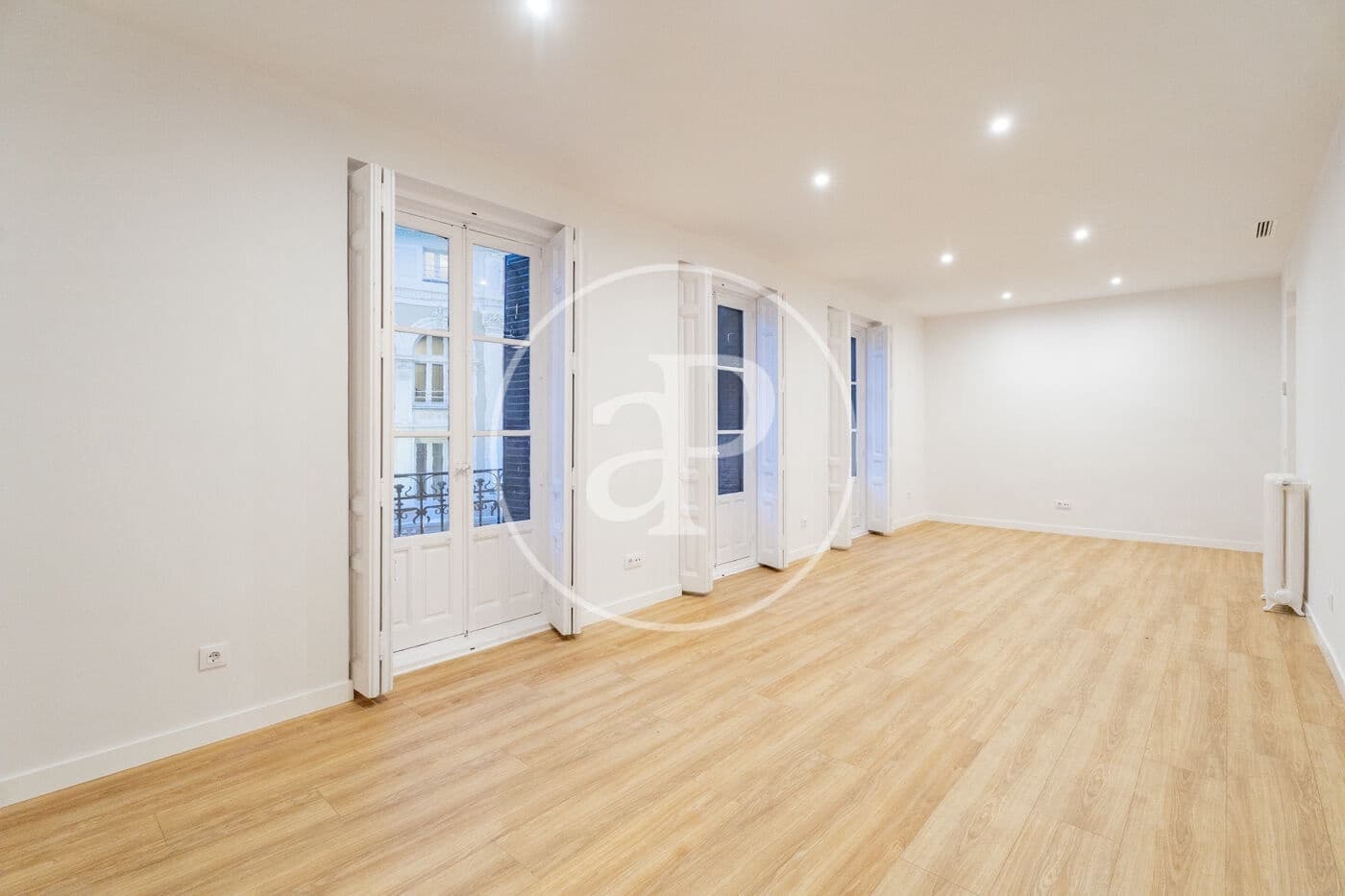 3 bedroom Apartment for rent in Madrid city - € 3,800 (Ref: 9508892)