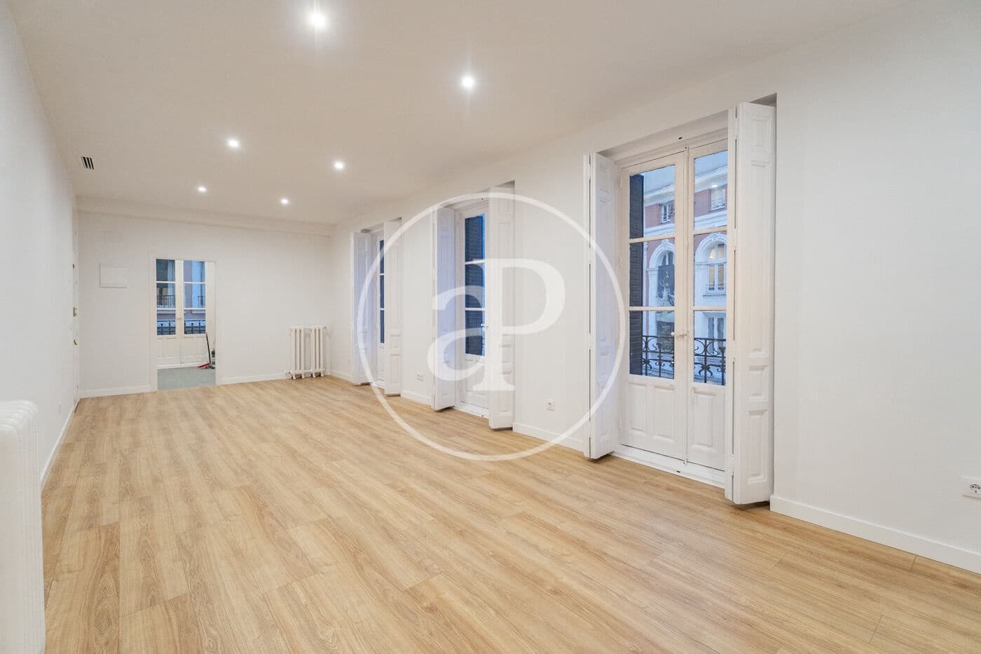 3 bedroom Apartment for rent in Madrid city - € 3,800 (Ref: 9508892)