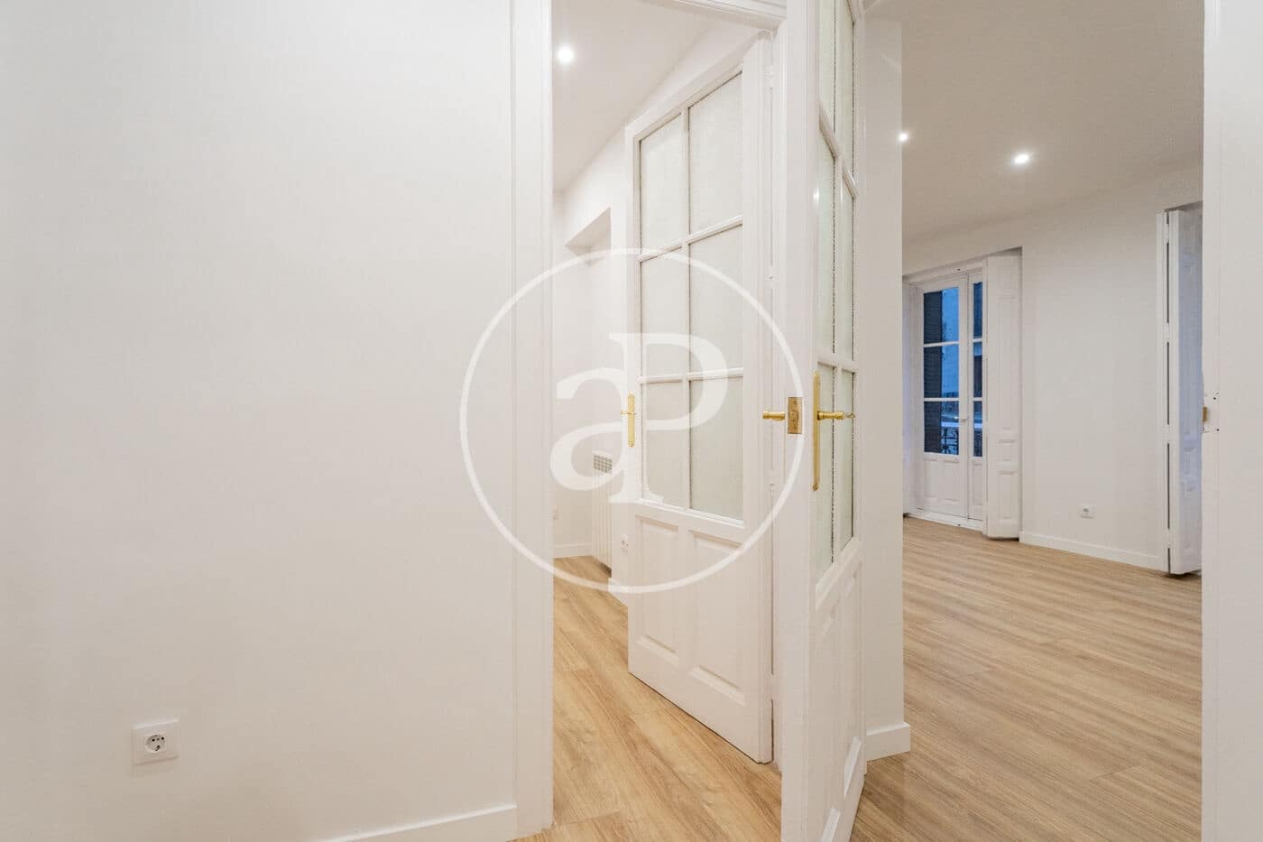 3 bedroom Apartment for rent in Madrid city - € 3,800 (Ref: 9508892)