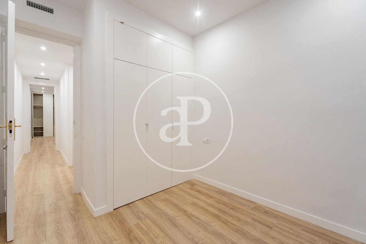 3 bedroom Apartment for rent in Madrid city - € 3,800 (Ref: 9508892)