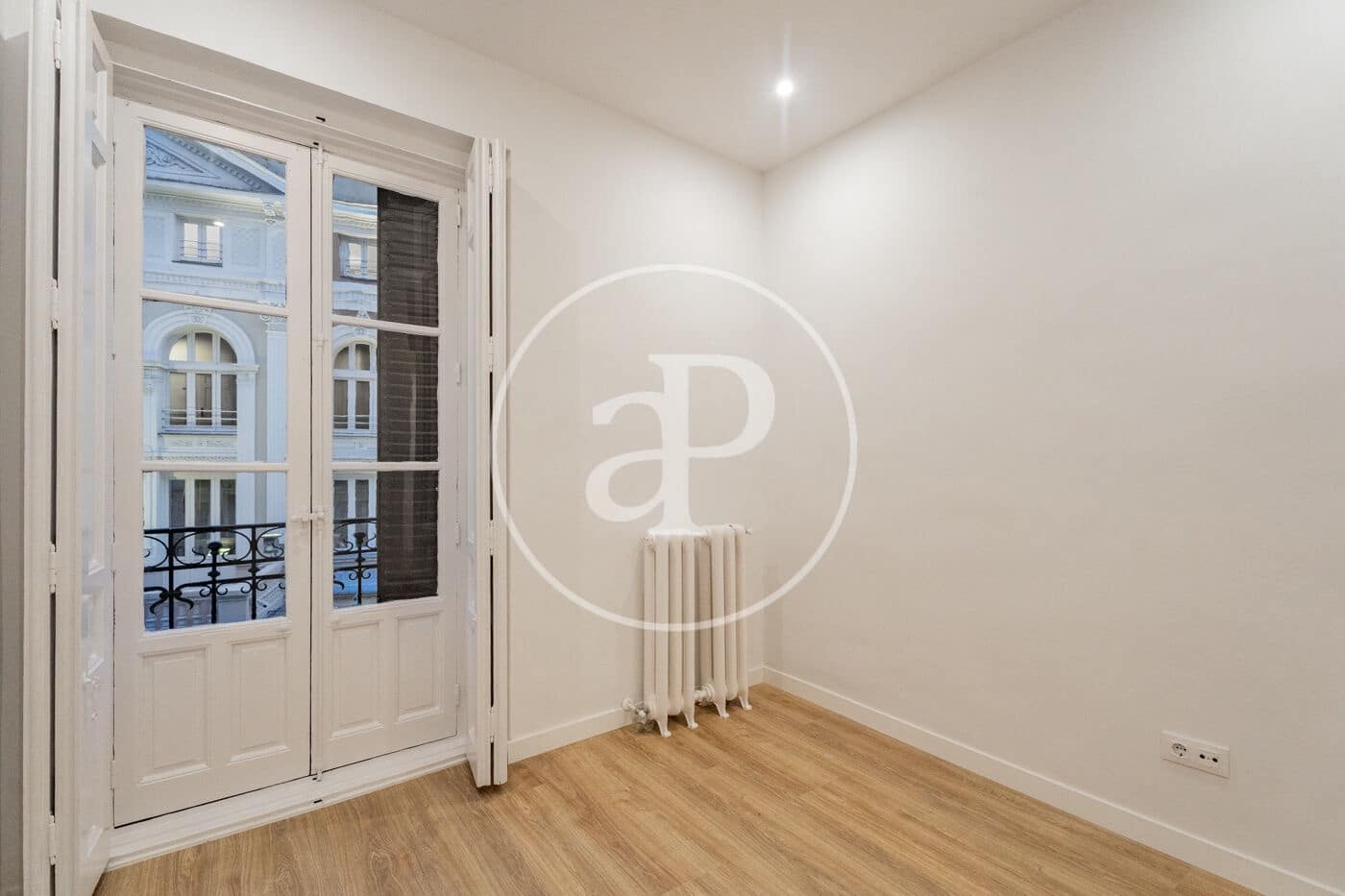 3 bedroom Apartment for rent in Madrid city - € 3,800 (Ref: 9508892)