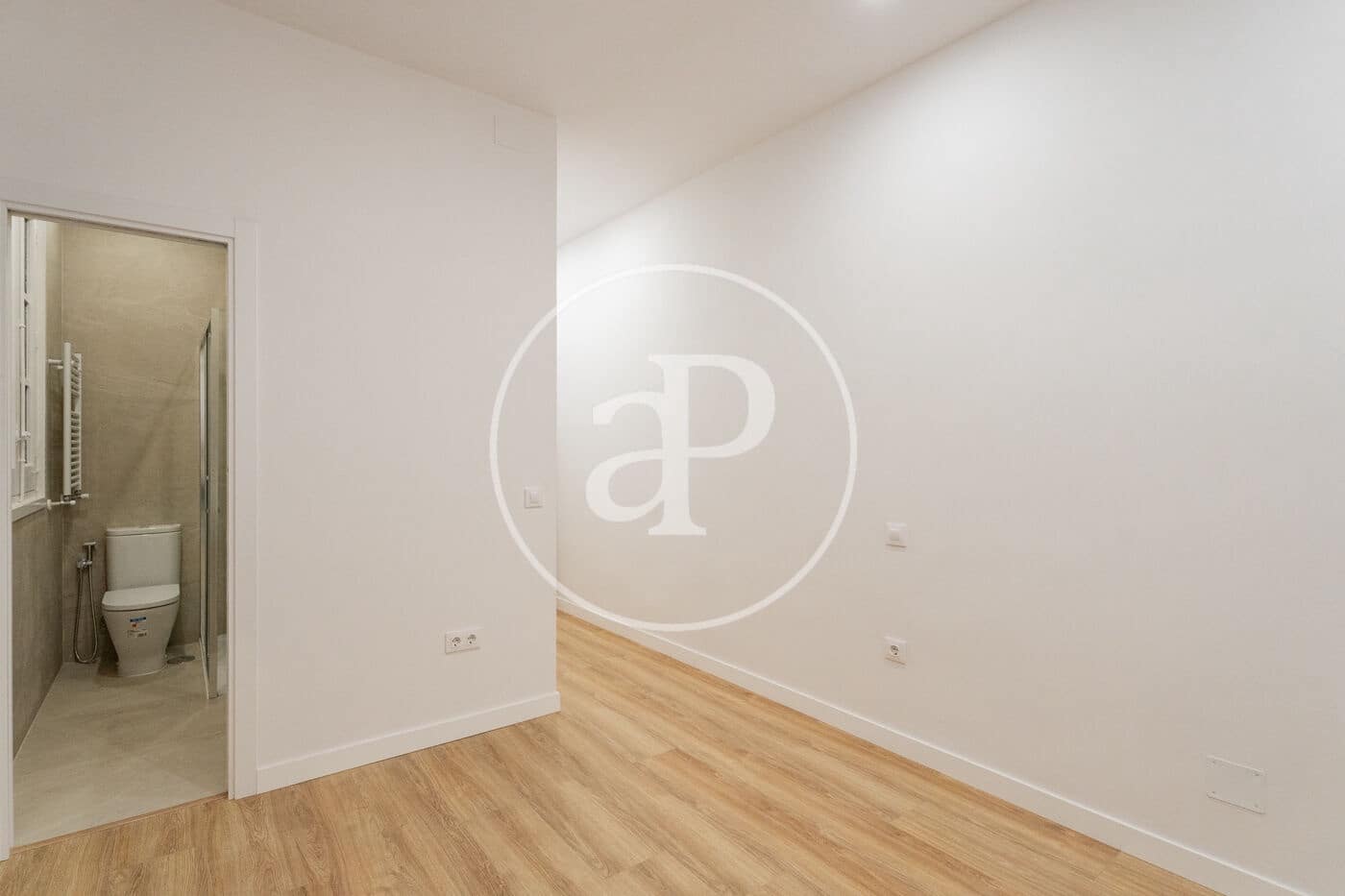 3 bedroom Apartment for rent in Madrid city - € 3,800 (Ref: 9508892)