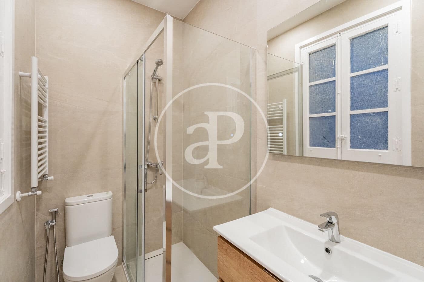 3 bedroom Apartment for rent in Madrid city - € 3,800 (Ref: 9508892)
