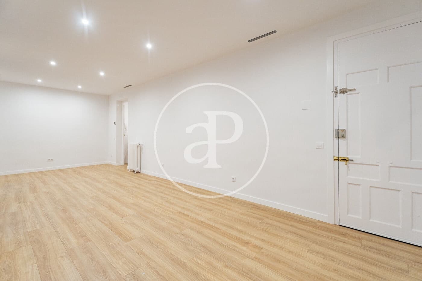 3 bedroom Apartment for rent in Madrid city - € 3,800 (Ref: 9508892)