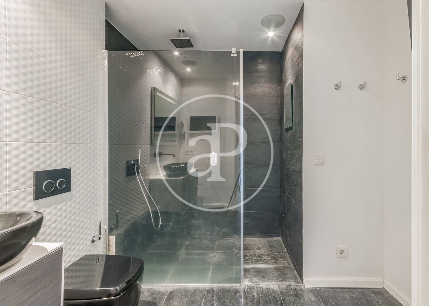 2 sovrum Lägenhet att hyra i Madrid stad - 2 700 € (Ref: 9525630)