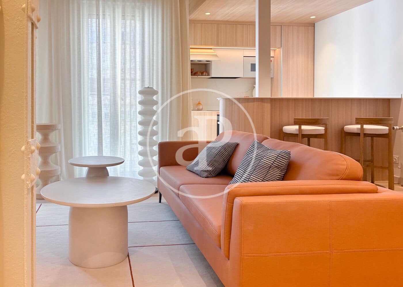 2 soverom Leilighet til leie i Madrid by - € 3 000 (Ref: 9525631)