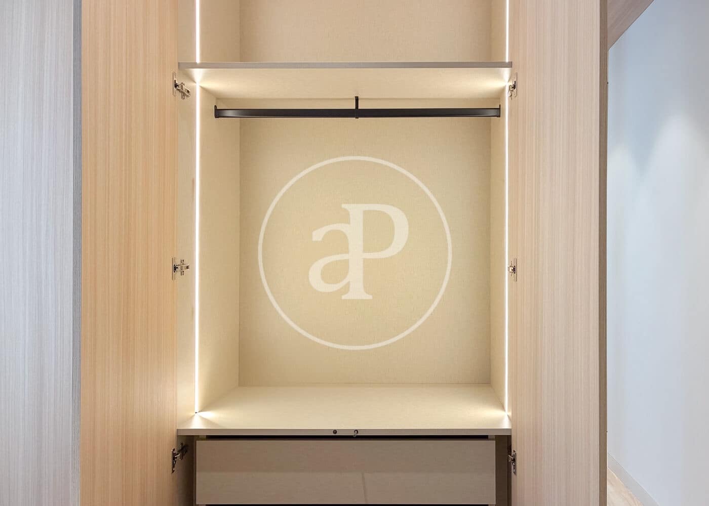 2 soverom Leilighet til leie i Madrid by - € 3 000 (Ref: 9525631)