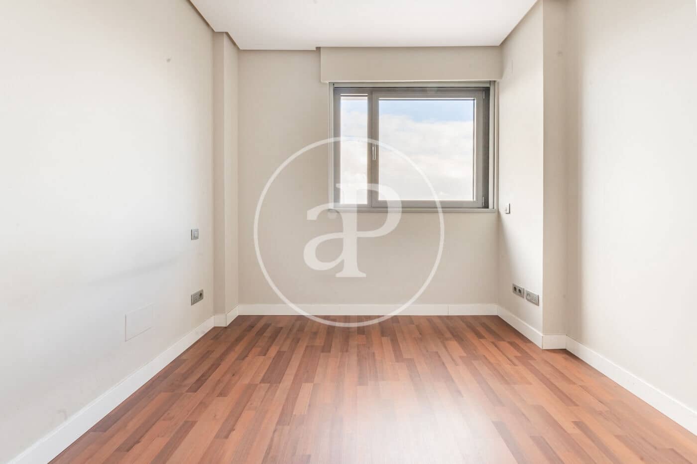 1 soveværelse Lejlighed til leje i Madrid by med swimmingpool - € 1.450 (Ref: 9525634)