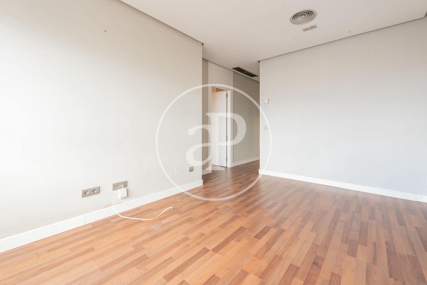 1 soveværelse Lejlighed til leje i Madrid by med swimmingpool - € 1.450 (Ref: 9525634)