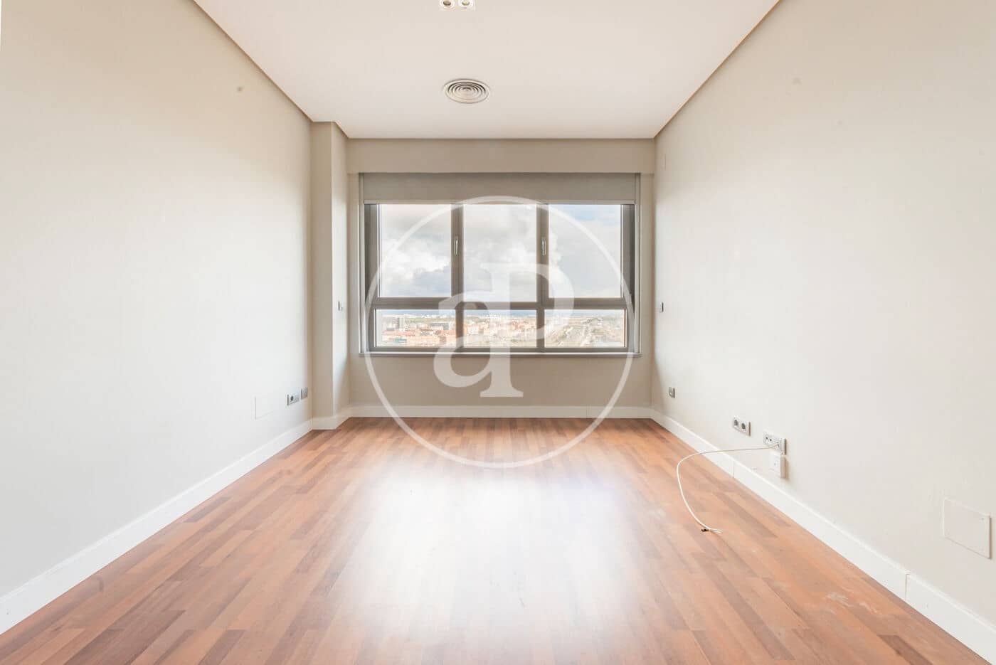 1 soveværelse Lejlighed til leje i Madrid by med swimmingpool - € 1.450 (Ref: 9525634)