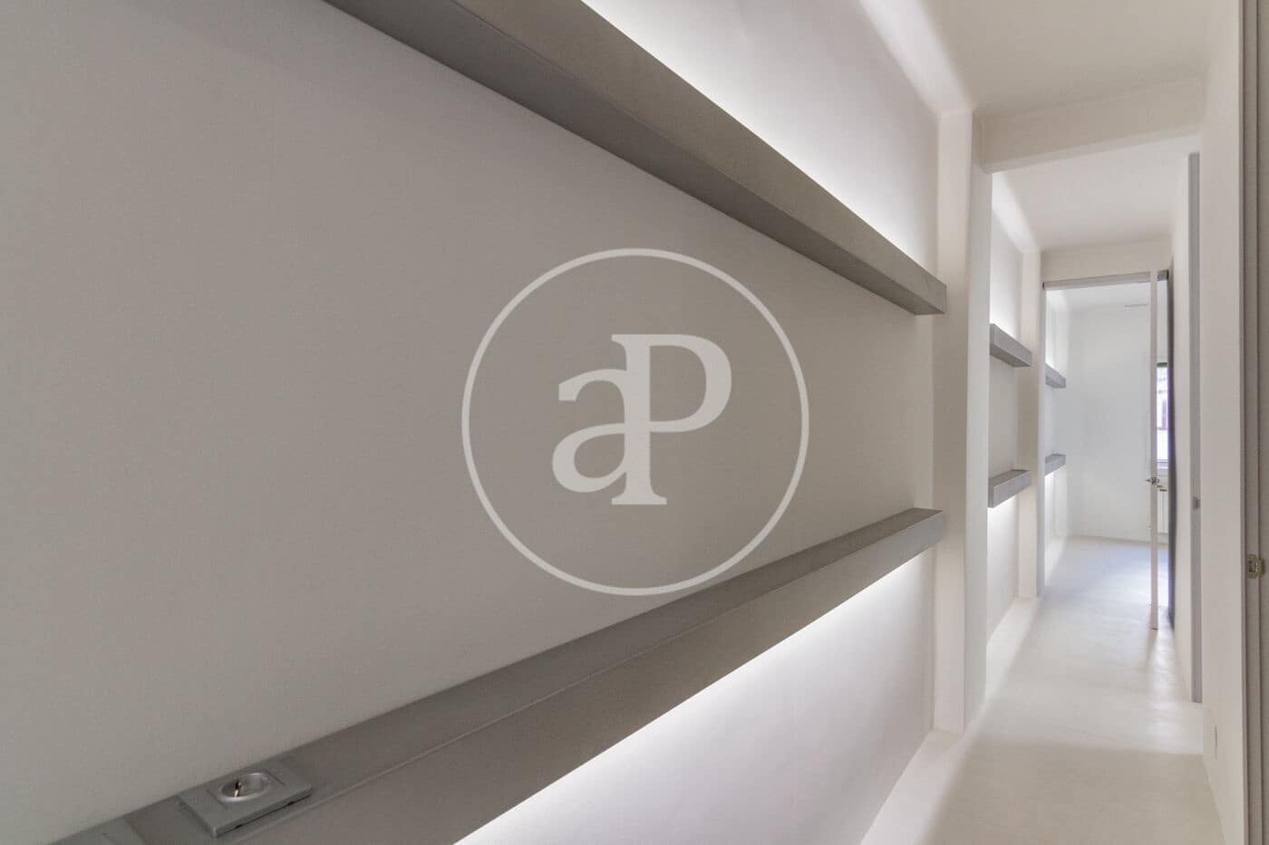 2 soveværelse Lejlighed til leje i Madrid by - € 3.100 (Ref: 9525635)