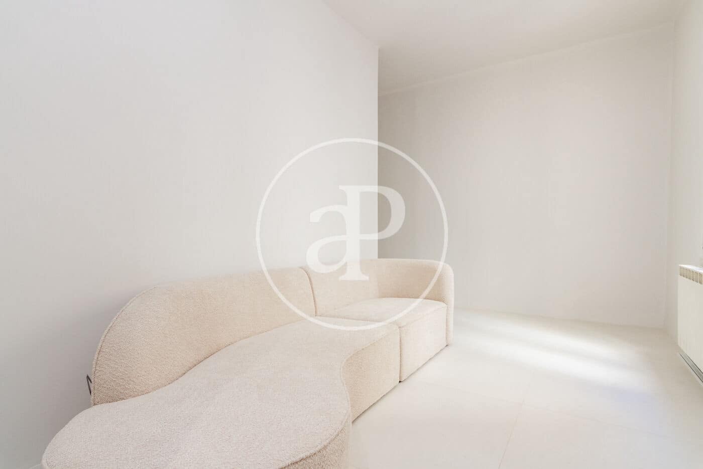 2 soveværelse Lejlighed til leje i Madrid by - € 3.100 (Ref: 9525635)