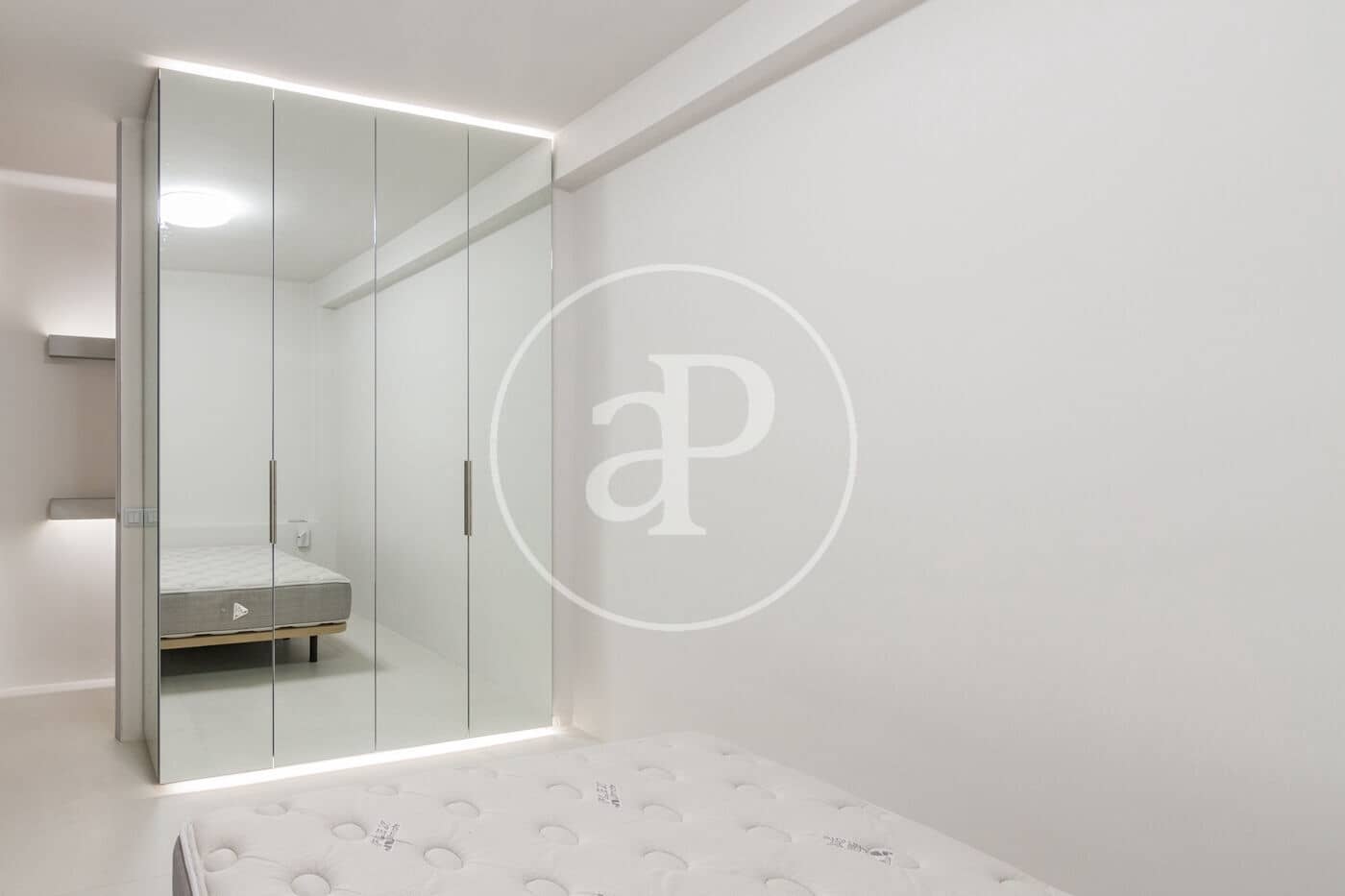 2 soveværelse Lejlighed til leje i Madrid by - € 3.100 (Ref: 9525635)