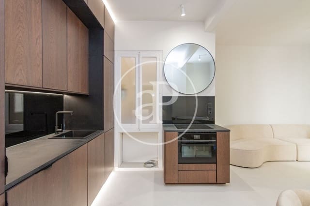 2 soveværelse Lejlighed til leje i Goya, Madrid by - € 3.100 (Ref: 9525635)