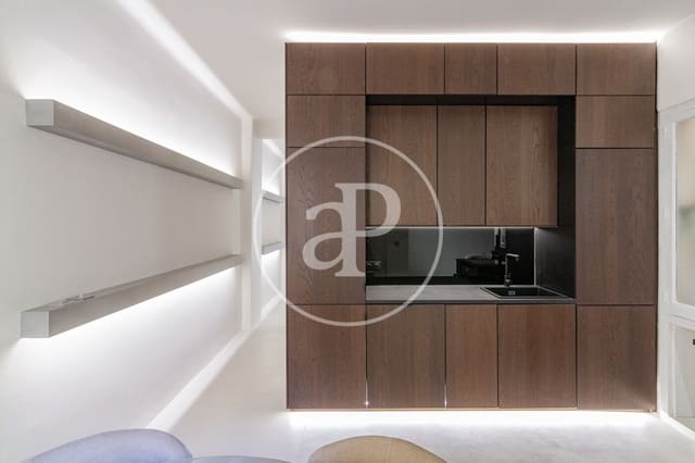 2 soveværelse Lejlighed til leje i Goya, Madrid by - € 3.100 (Ref: 9525635)