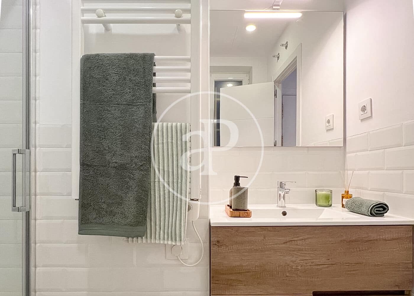 1 soveværelse Lejlighed til leje i Madrid by - € 1.800 (Ref: 9525639)