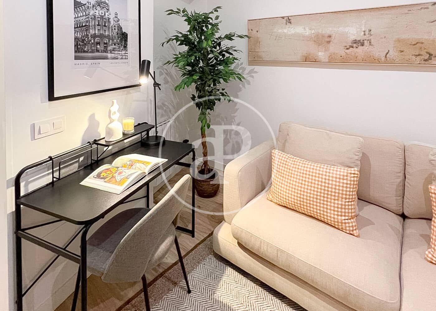 1 soveværelse Lejlighed til leje i Madrid by - € 1.800 (Ref: 9525639)