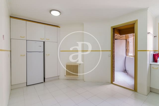 3 sovrum Lägenhet till salu i Niño Jesús, Madrid stad - 1 700 000 € (Ref: 9525640)