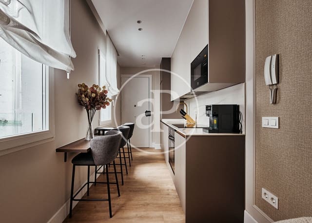 2 sovrum Lägenhet till salu i Fuente del Berro, Madrid stad - 599 000 € (Ref: 9525643)