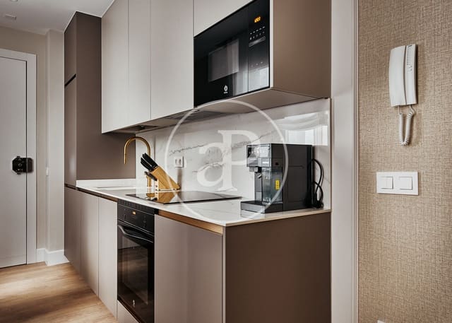 2 sovrum Lägenhet till salu i Fuente del Berro, Madrid stad - 599 000 € (Ref: 9525643)