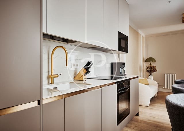 2 sovrum Lägenhet till salu i Fuente del Berro, Madrid stad - 599 000 € (Ref: 9525643)