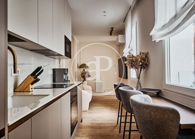 2 sovrum Lägenhet till salu i Fuente del Berro, Madrid stad - 599 000 € (Ref: 9525643)