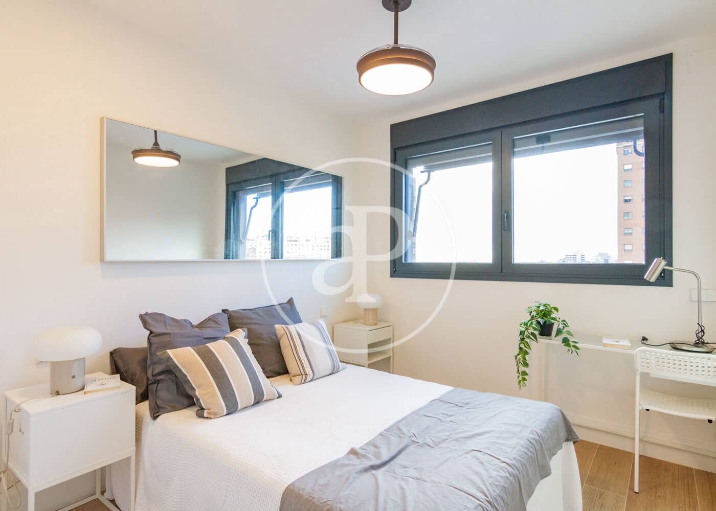 2 bedroom Apartment for sale in Madrid city with pool - € 975,000 (Ref: 9525644)