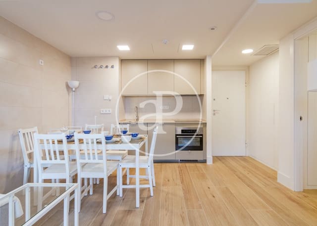 Apartamento de 2 habitaciones en Estrella, Madrid ciudad en venta con piscina - 975.000 € (Ref: 9525644)