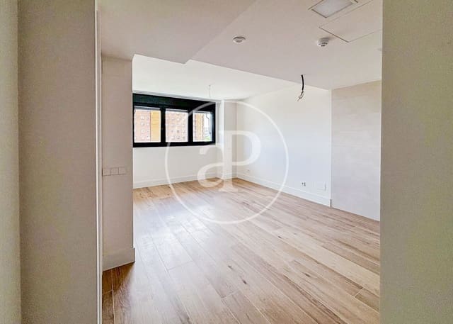 2 bedroom Apartment for rent in Ibiza, Madrid city with pool - € 2,500 (Ref: 9525645)