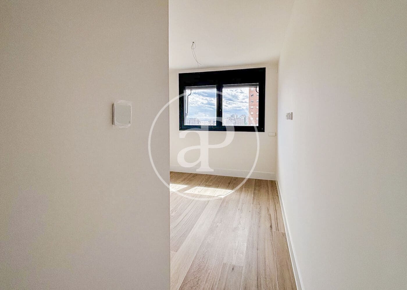 2 bedroom Apartment for rent in Madrid city with pool - € 2,500 (Ref: 9525645)