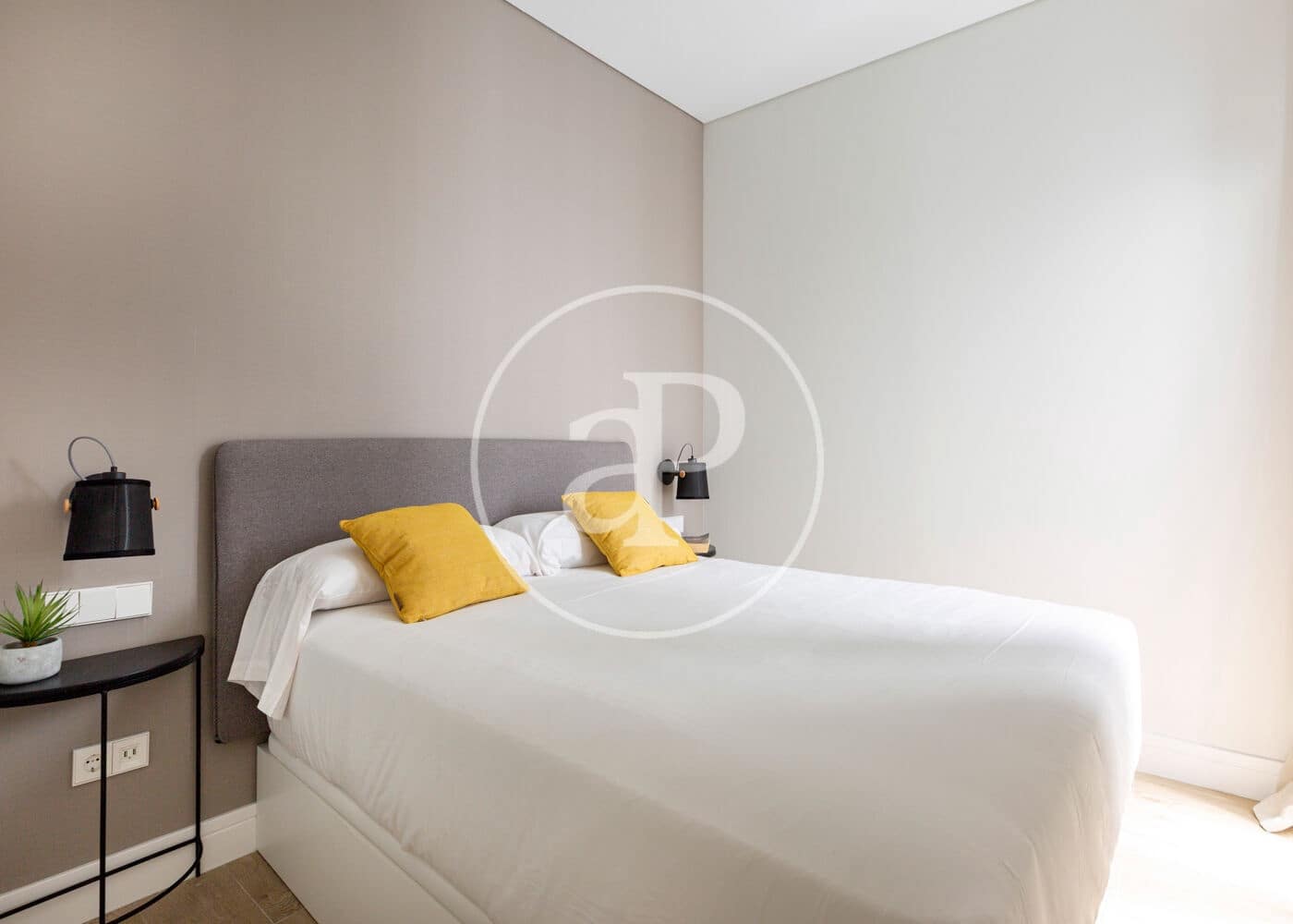 2 bedroom Apartment for rent in Madrid city - € 3,400 (Ref: 9525646)