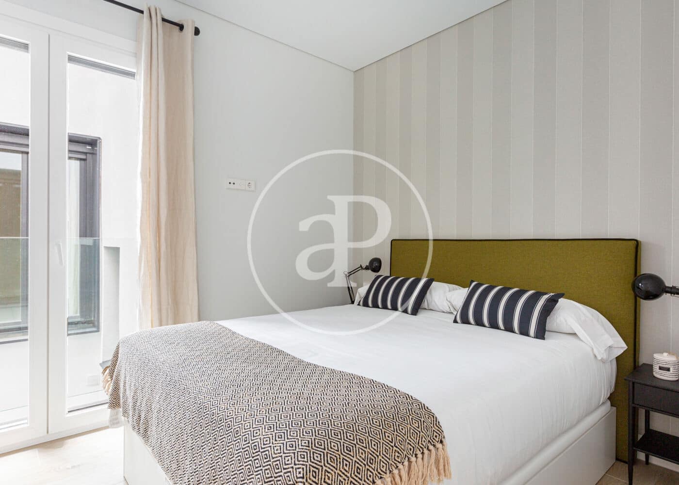 2 bedroom Apartment for rent in Madrid city - € 3,400 (Ref: 9525646)