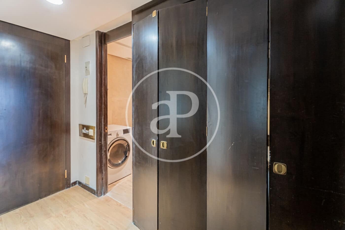 2 bedroom Apartment for rent in Madrid city - € 2,350 (Ref: 9525647)