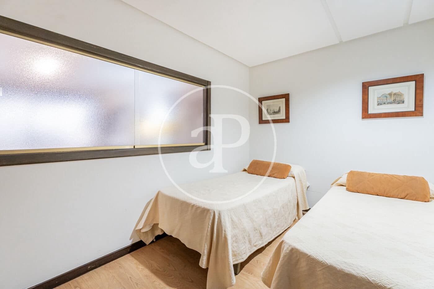 2 bedroom Apartment for rent in Madrid city - € 2,350 (Ref: 9525647)