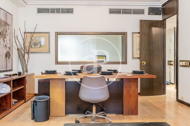 2 sovrum Lägenhet att hyra i Castellana, Madrid stad - 2 350 € (Ref: 9525647)