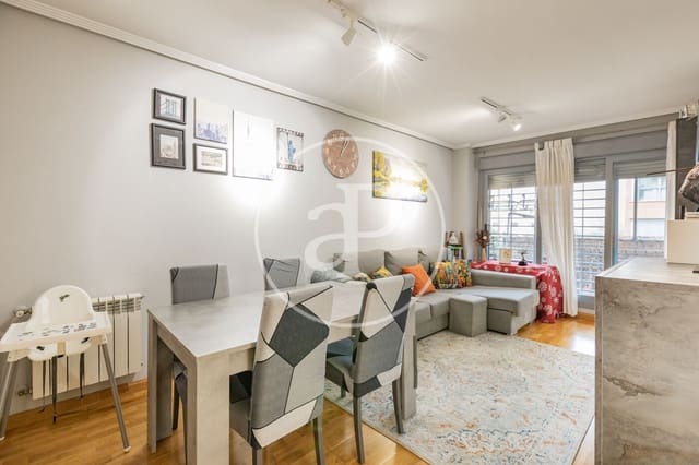 2 slaapkamer Appartement te koop in San Sebastián de los Reyes met zwembad - € 625.000 (Ref: 9525651)