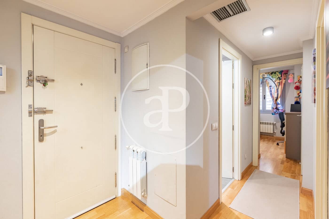 2 slaapkamer Appartement te koop in San Sebastian de los Reyes met zwembad - € 625.000 (Ref: 9525651)