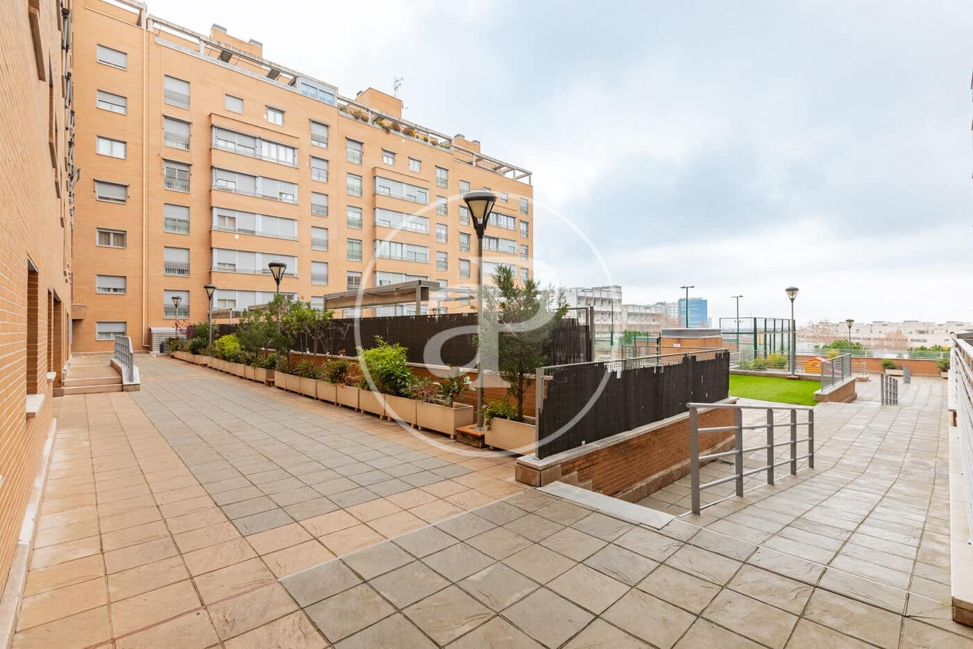 2 slaapkamer Appartement te koop in San Sebastian de los Reyes met zwembad - € 625.000 (Ref: 9525651)