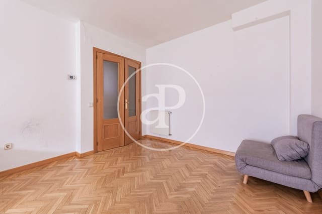 1 slaapkamer Appartement te koop in San Sebastián de los Reyes met zwembad - € 349.000 (Ref: 9525660)