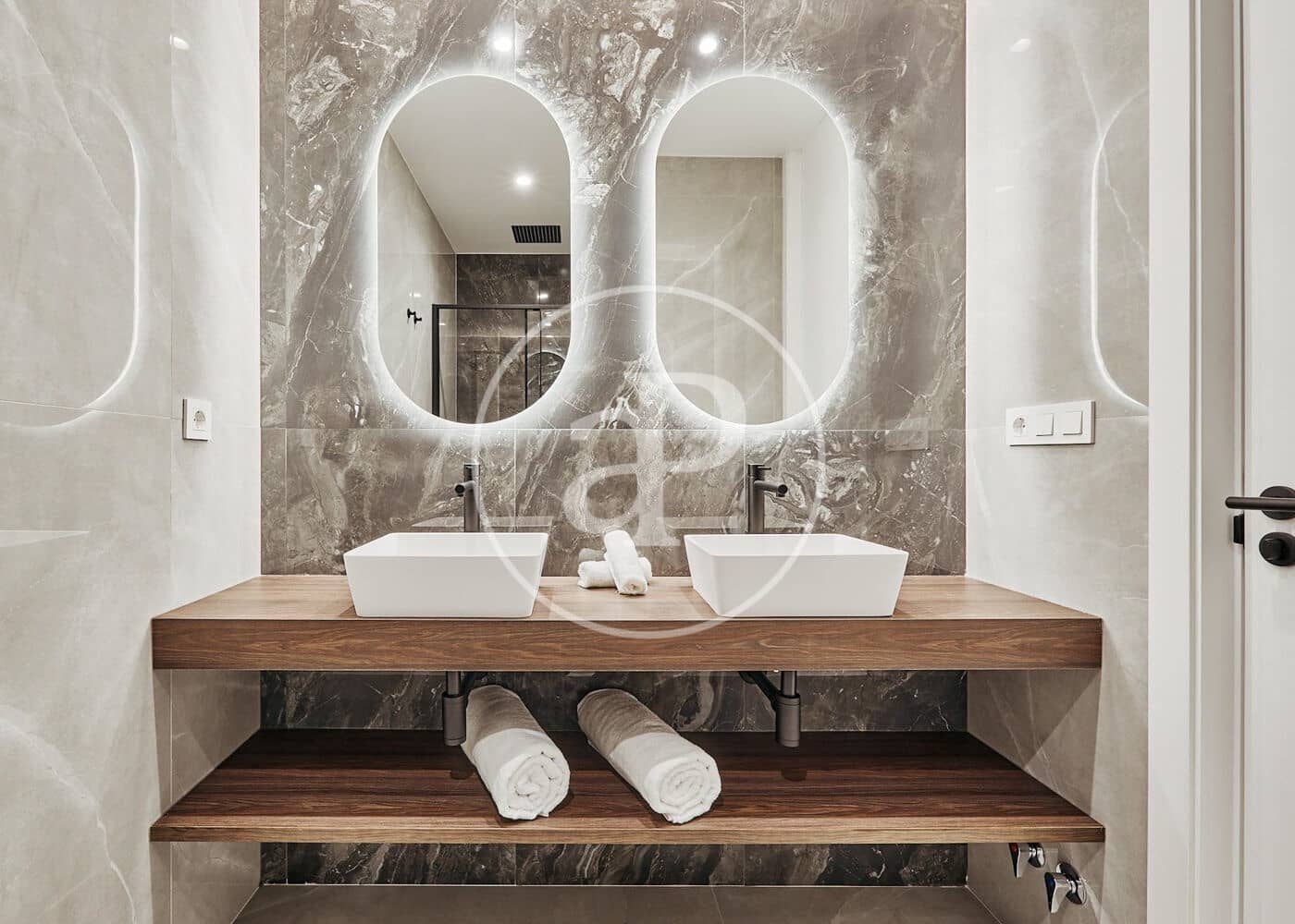 2 sovrum Lägenhet till salu i Madrid stad - 1 019 000 € (Ref: 9525661)