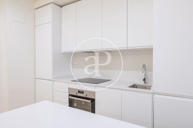 2 slaapkamer Appartement te huur in Goya, Madrid stad - € 2.900 (Ref: 9530534)