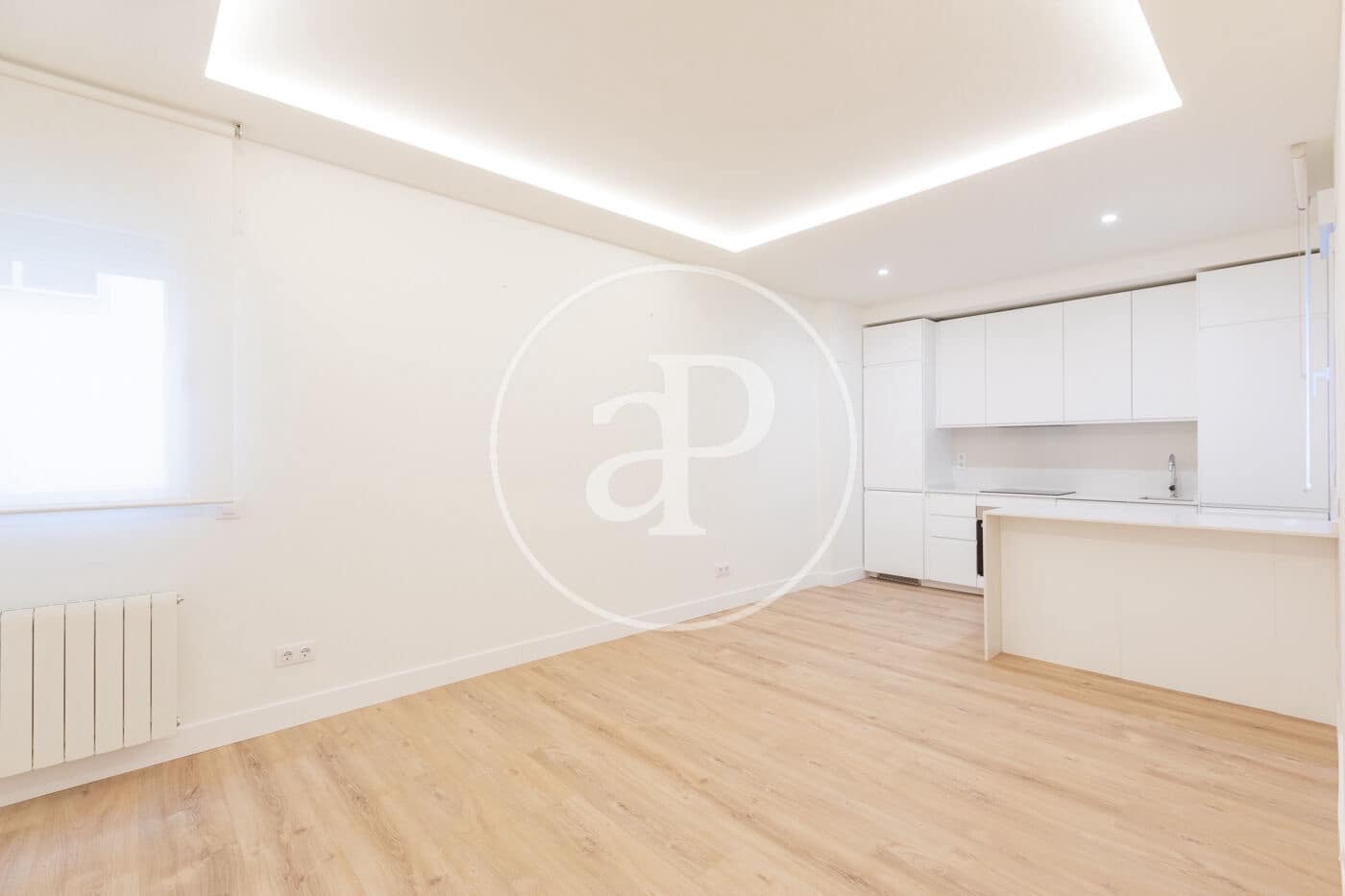 2 slaapkamer Appartement te huur in Madrid stad - € 2.900 (Ref: 9530534)